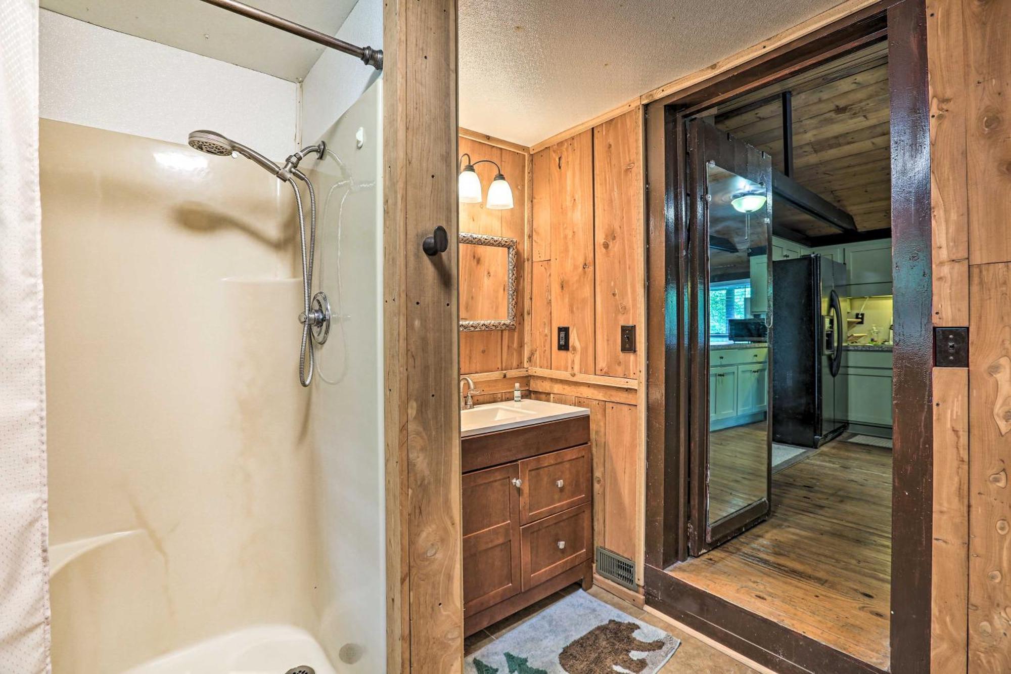 1950S Serenity Pond Cabin With View Peace And Quiet! Talladega Exteriér fotografie